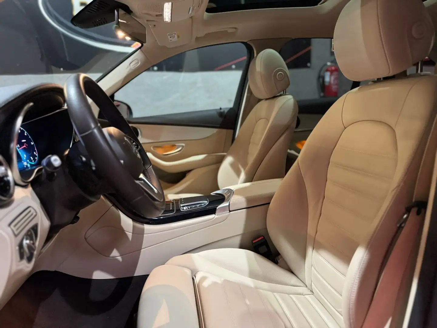 Mercedes-Benz GLC 200 200d 4Matic 9G-Tronic Modrá - 2