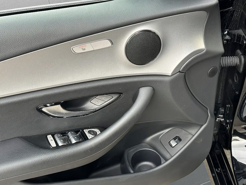 Mercedes-Benz E 200 d T Aut., MFL I Sitzhzg I LED I Kamera I AHK — photo 5