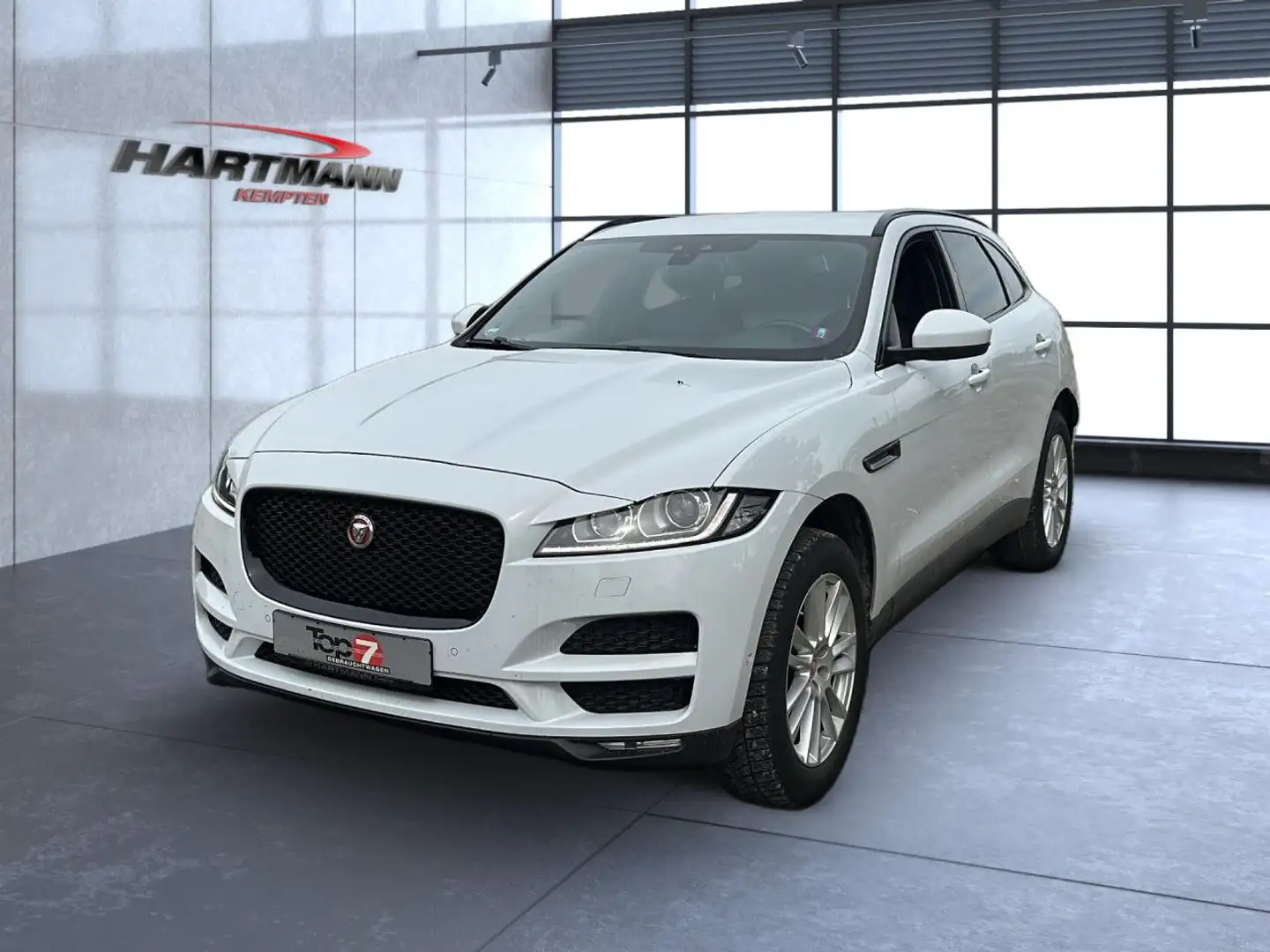 Jaguar F-Pace Prestige AWD Bluetooth Navi Vollleder Klima Blanc - 2