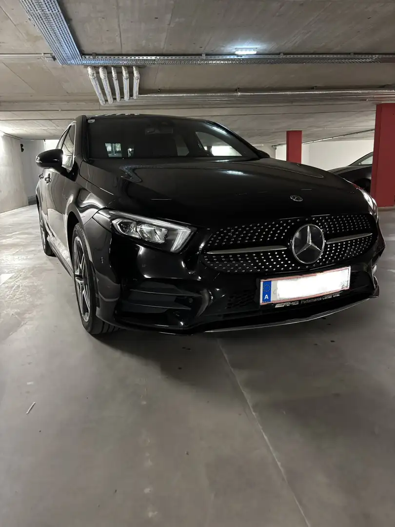 Mercedes-Benz A 250 e PHEV Aut. - 1
