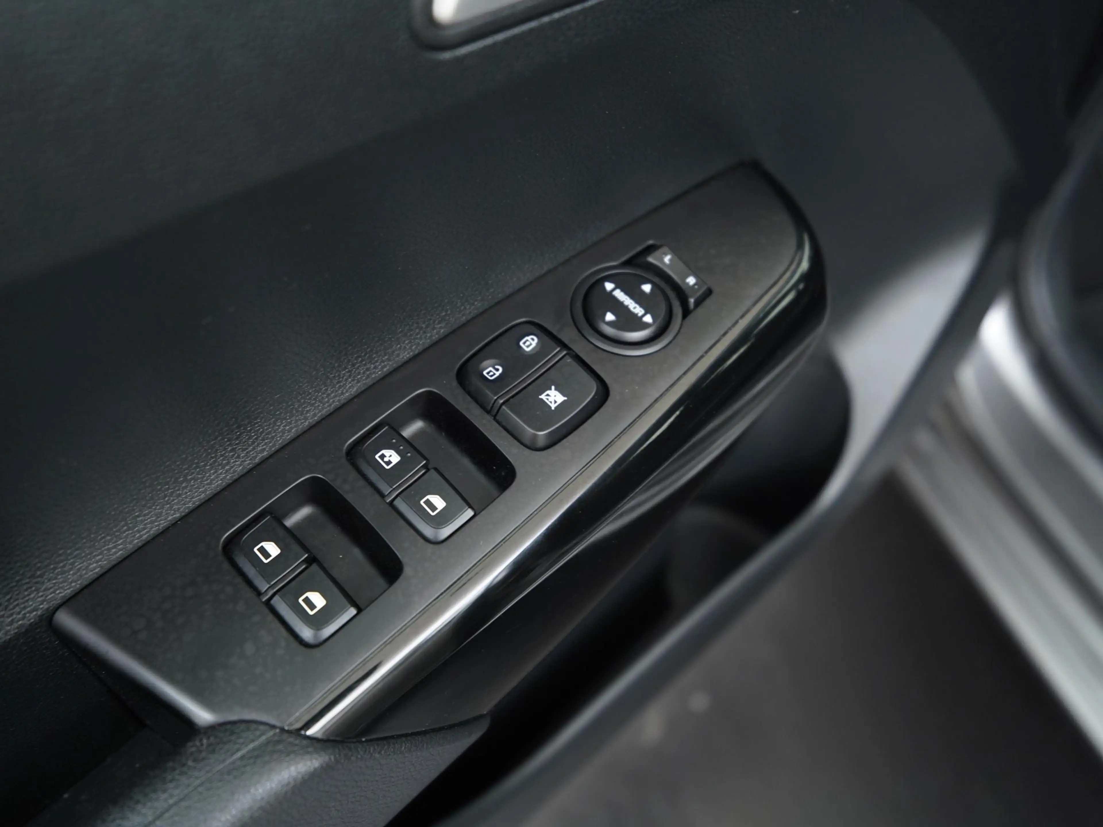 Kia Picanto 1.0 DPi DynamicLine | Camera | CarPlay | Zondag Op — photo 17
