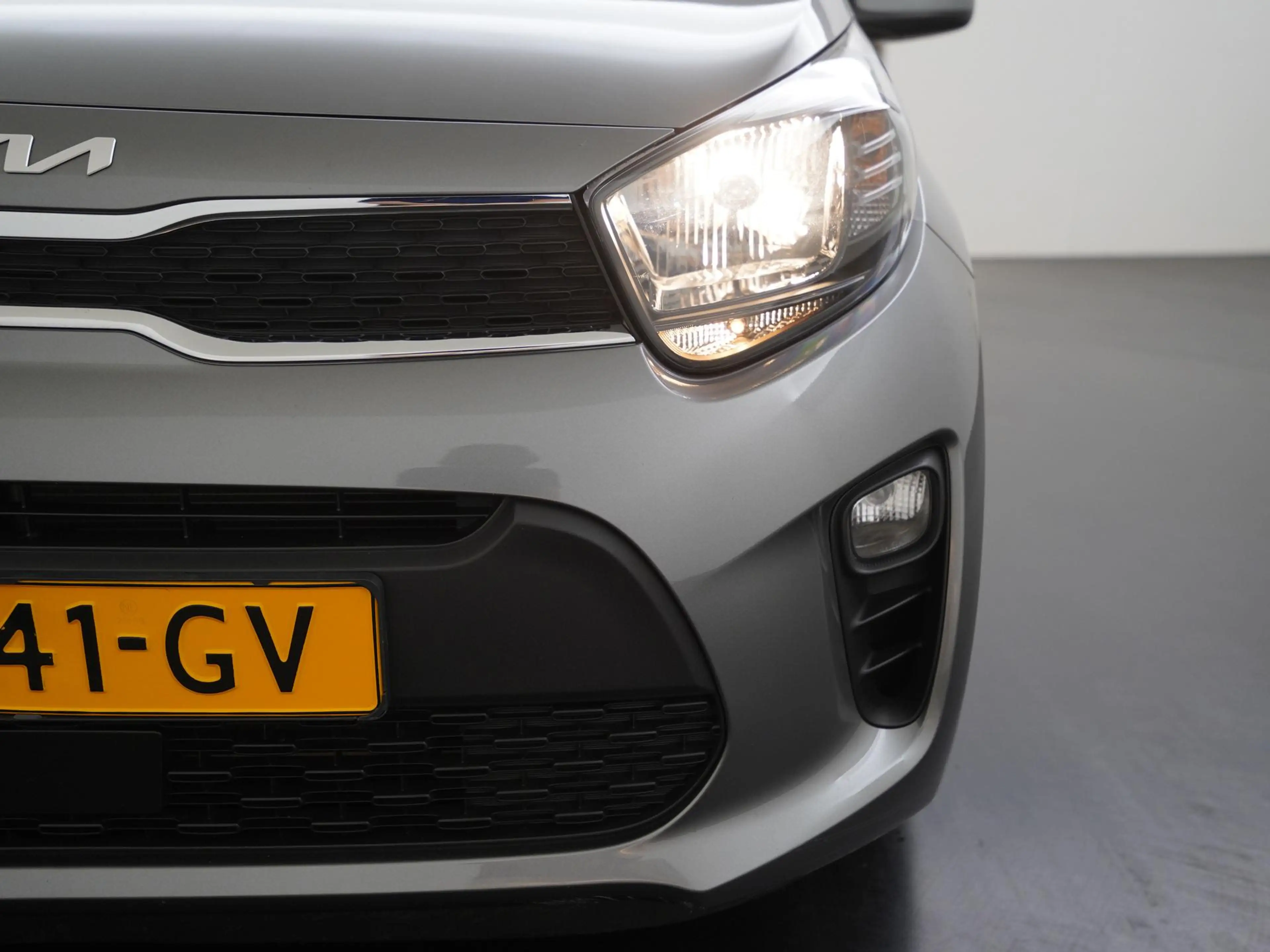 Kia Picanto 1.0 DPi DynamicLine | Camera | CarPlay | Zondag Op — photo 9