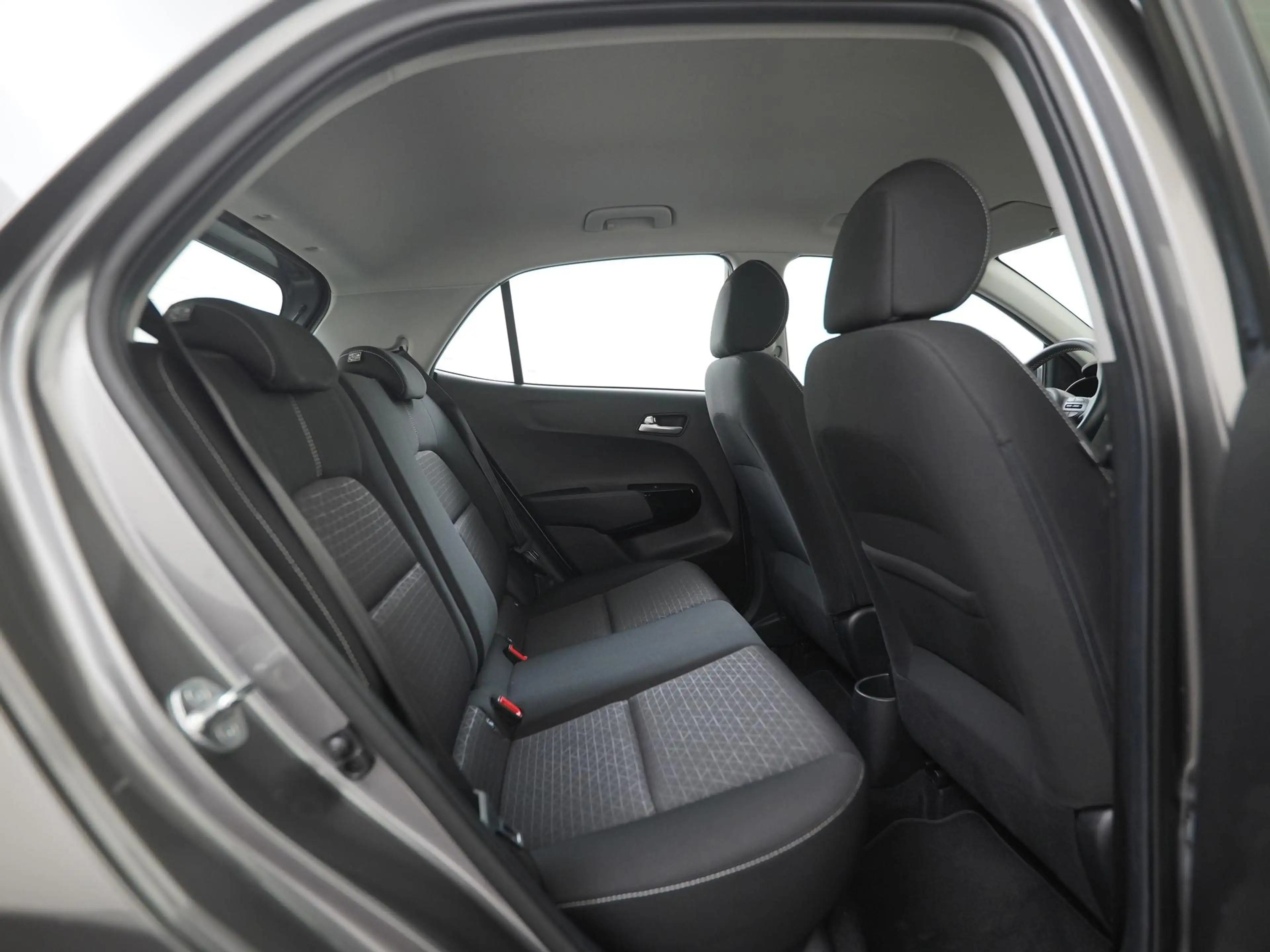 Kia Picanto 1.0 DPi DynamicLine | Camera | CarPlay | Zondag Op — photo 12