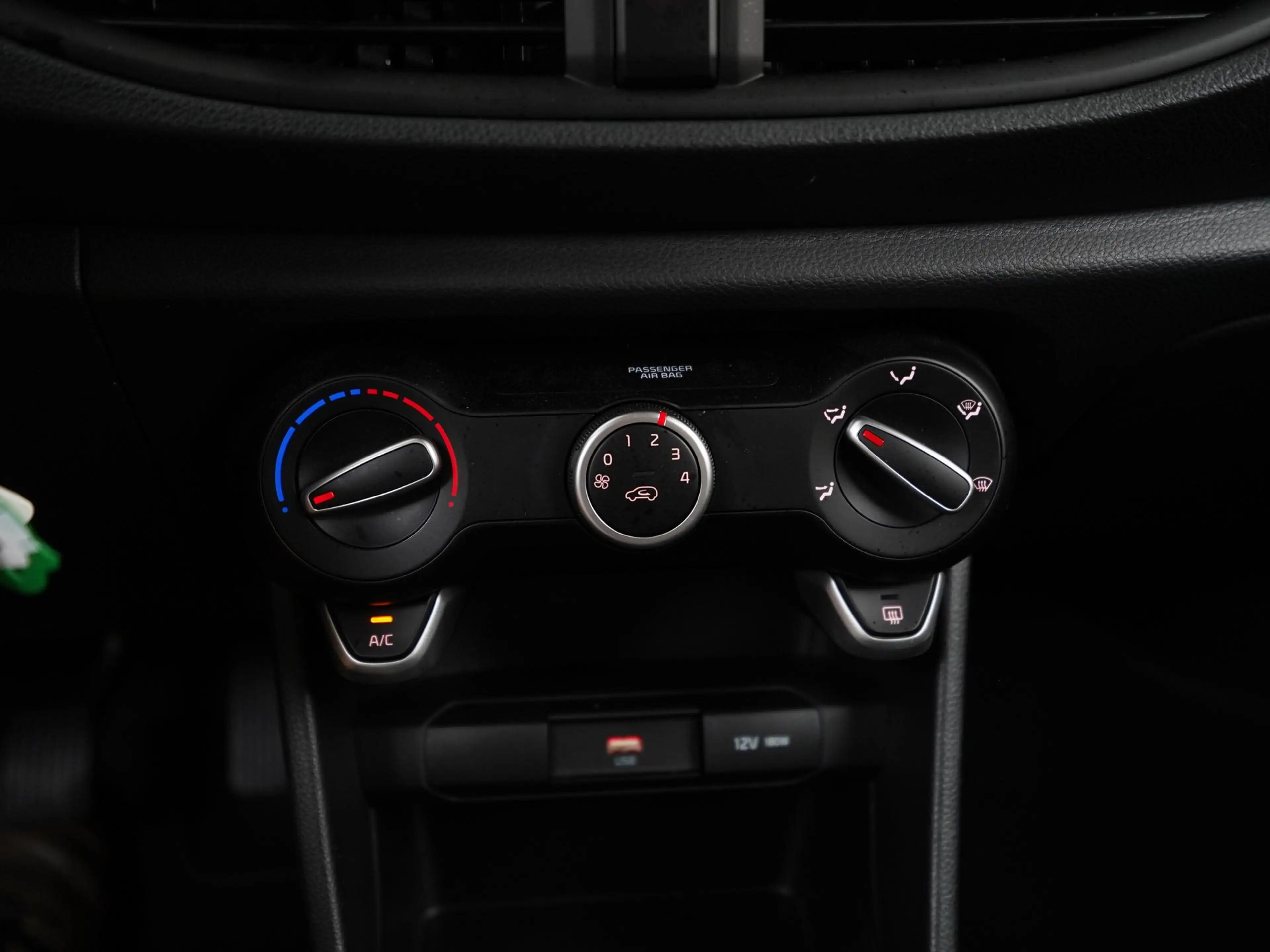 Kia Picanto 1.0 DPi DynamicLine | Camera | CarPlay | Zondag Op — photo 32