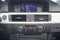 BMW 318 i Touring Xenon*Navi*Schiebedach*Automatik Blanc - thumbnail 15