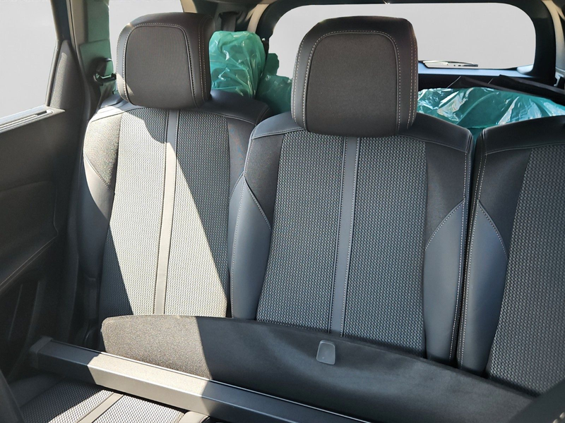 Peugeot 5008 GT, 8-fach bereift,AHK,Navi — photo 13
