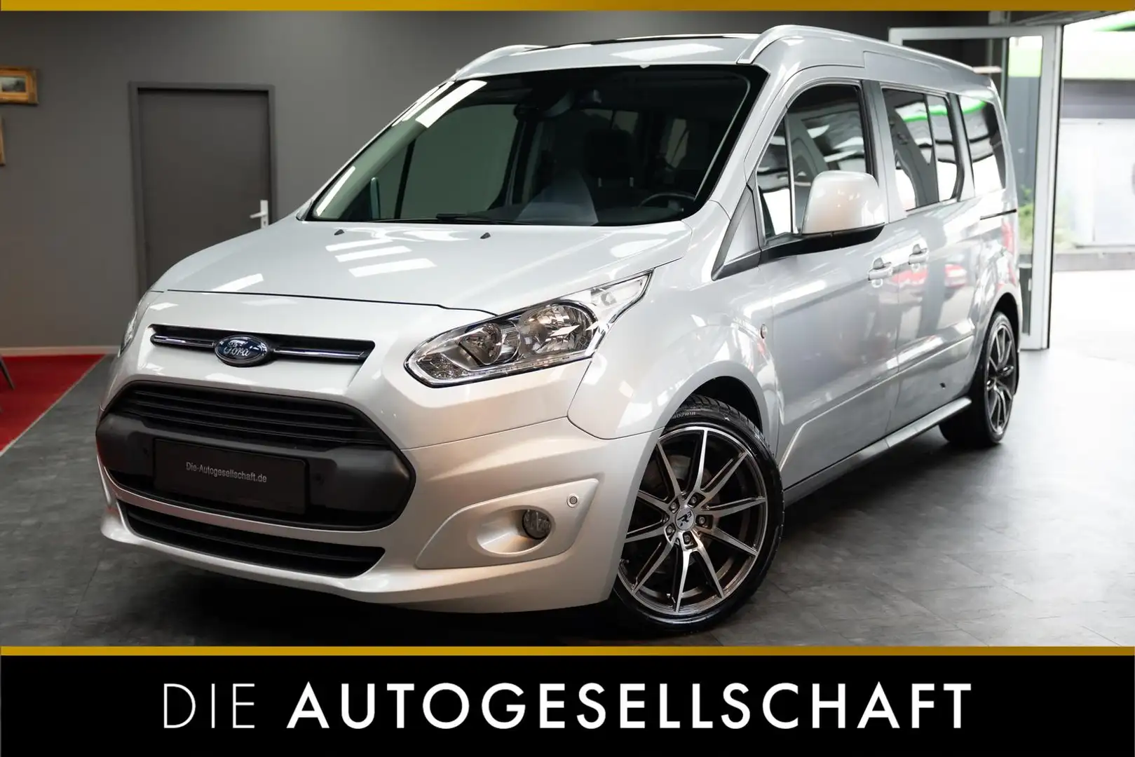 Ford Grand Tourneo Connect Titanium L2 1.5TDCi*7-SITZE*NAVI* Silber - 1