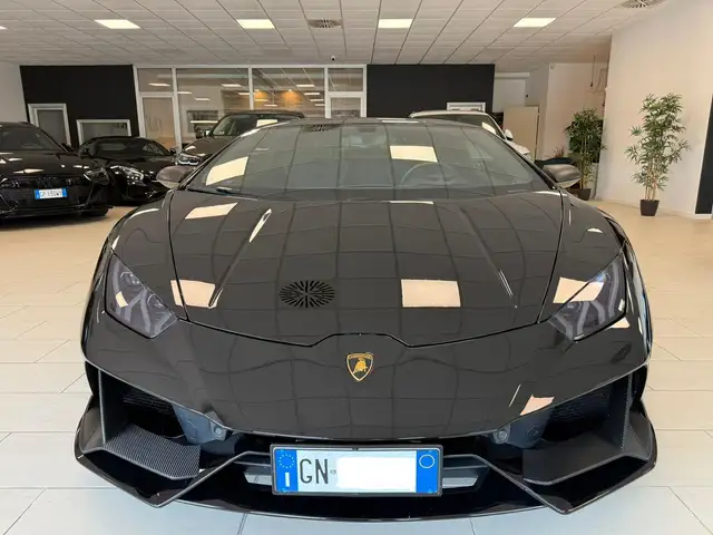 Lamborghini Huracan view 2