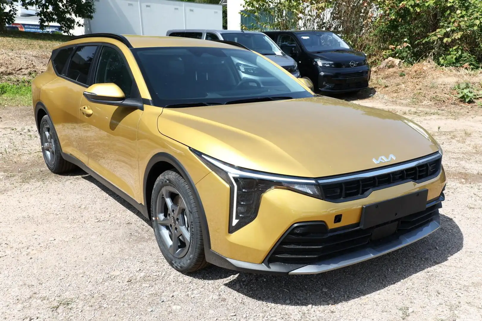 Kia K4 Sportswagon SW Vision MT ACC LED Nav SHZ PrivG ... Gelb - 2