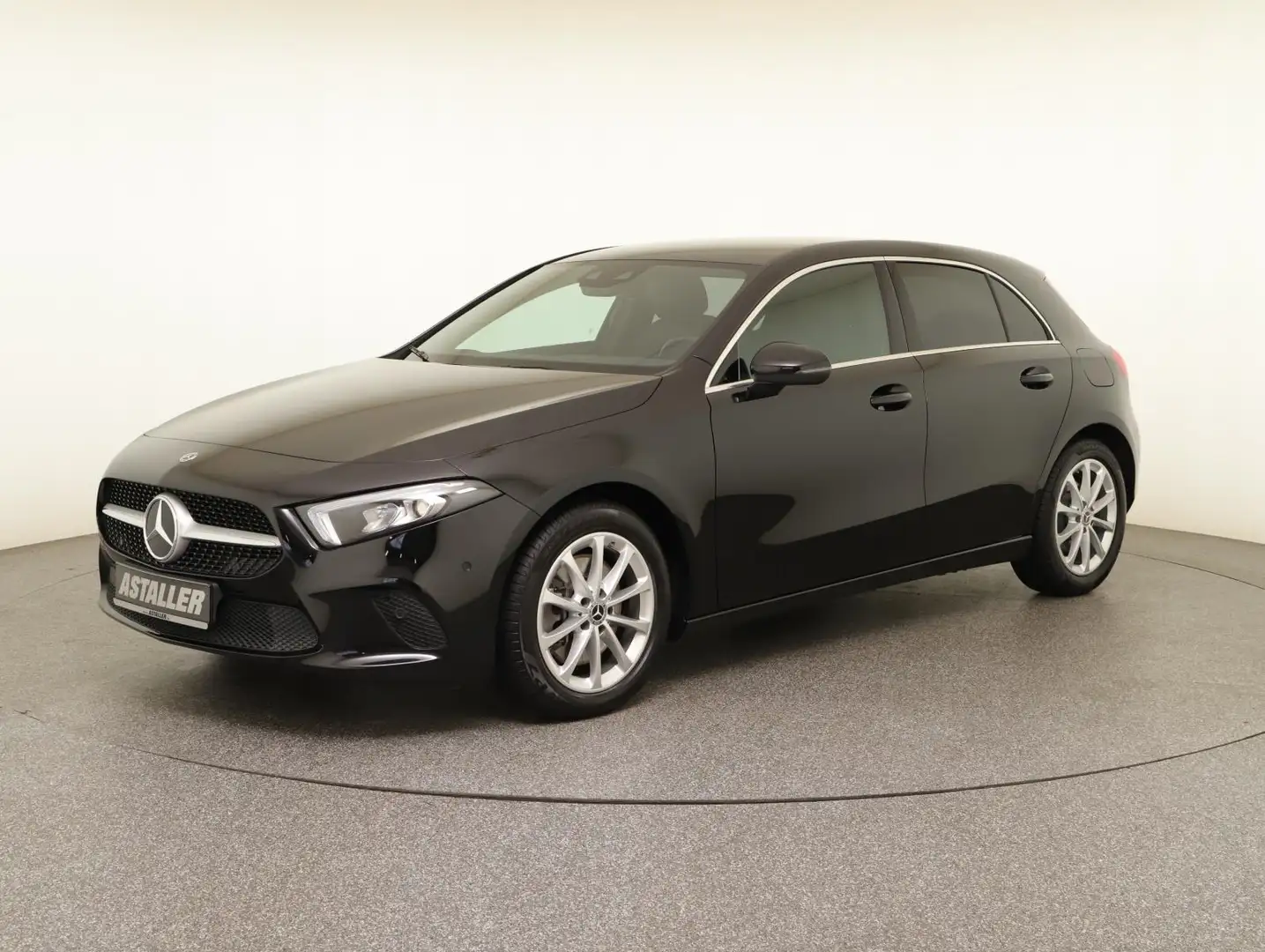 Mercedes-Benz A 250 Progressive LED+Wide+MBUXHi+Kam+Navi+AHK Schwarz - 2