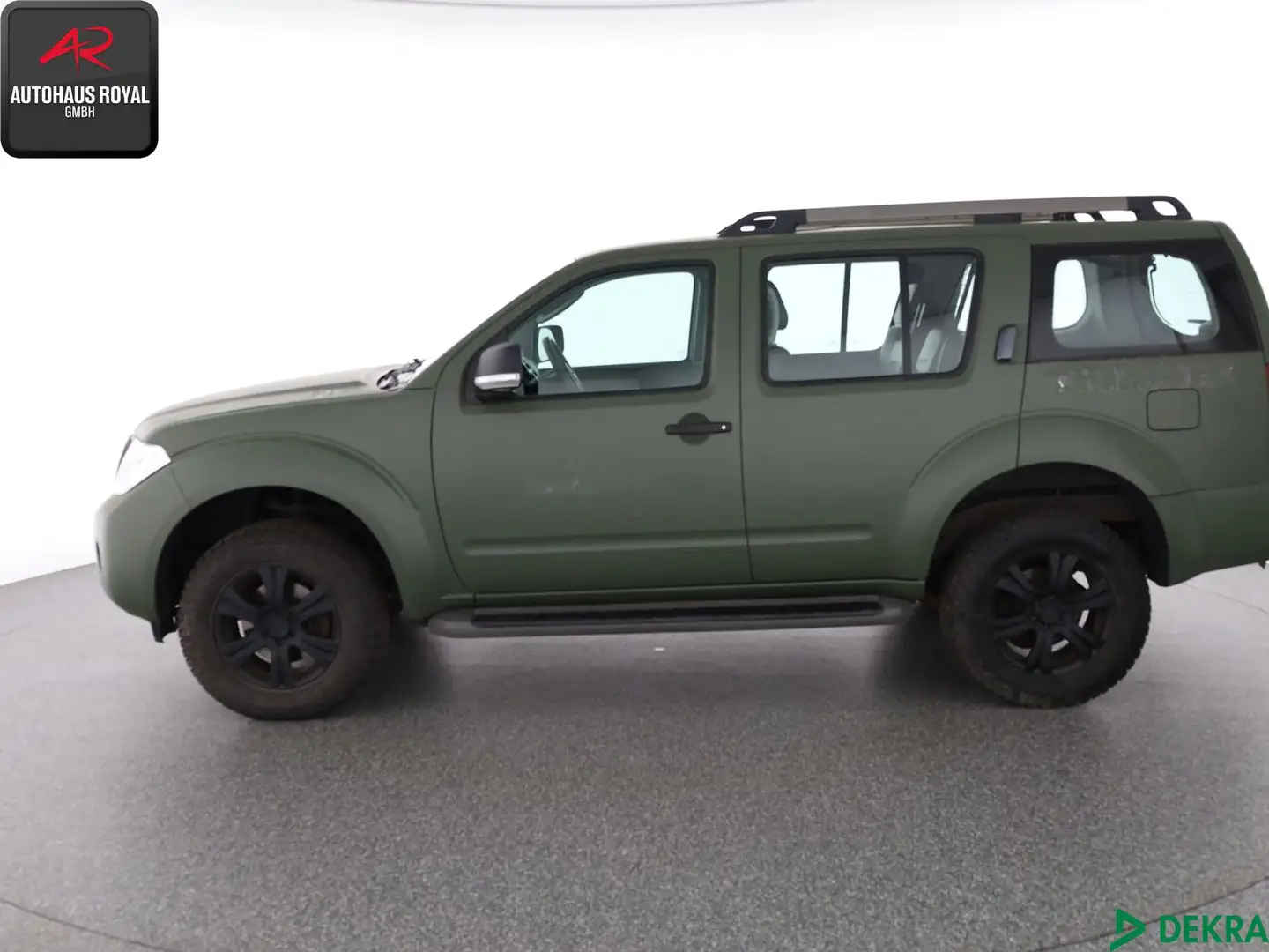 Nissan Pathfinder Pathfinder 2.5 dCi 4WD STANDHEIZ,EX-BUNDESWEHR Gri - 2