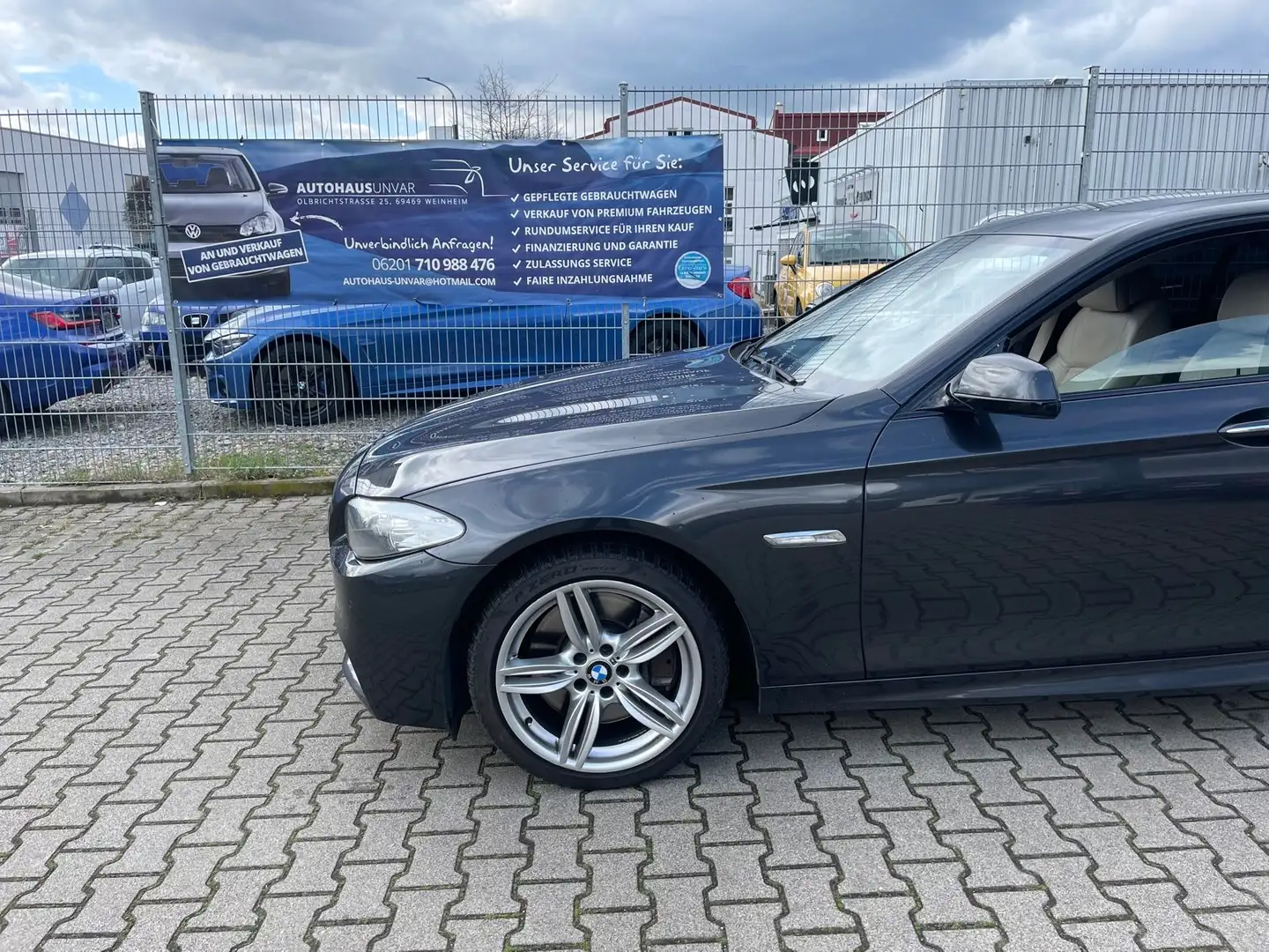 BMW 550 Baureihe 5 Lim. 550i |MSPORT|ATM 36.000KM| Grau - 2