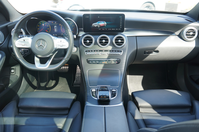 Mercedes-Benz C 400 C400 T-Modell 4Matic AMG Line Kamera Soundsystem — photo 12
