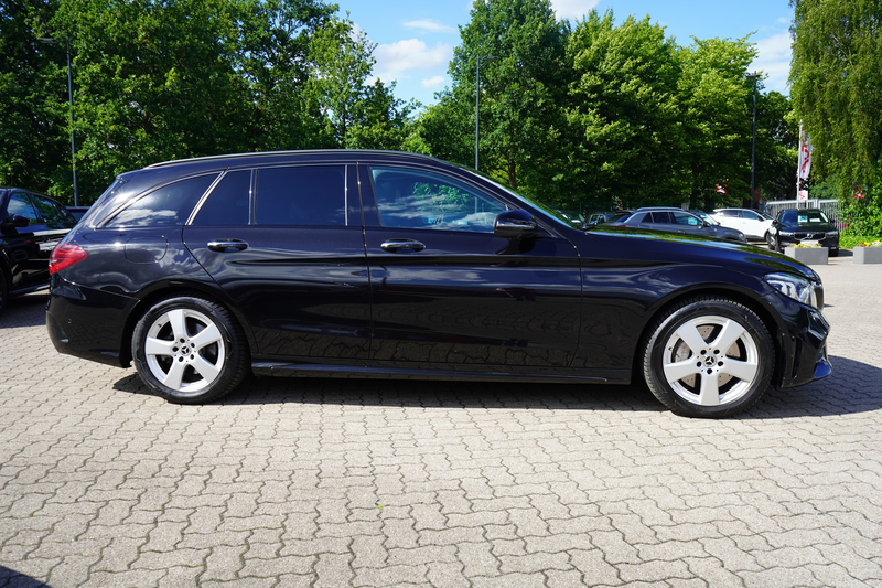 Mercedes-Benz C 400 C400 T-Modell 4Matic AMG Line Kamera Soundsystem — photo 7