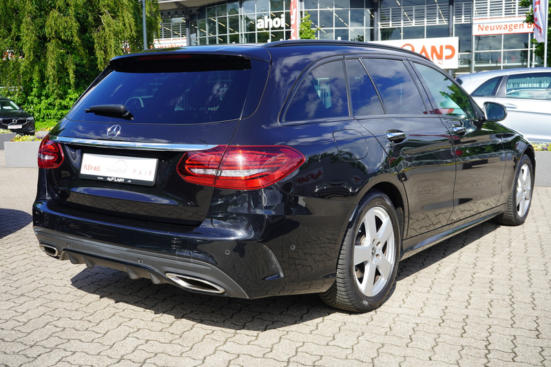 Mercedes-Benz C 400 C400 T-Modell 4Matic AMG Line Kamera Soundsystem — photo 6