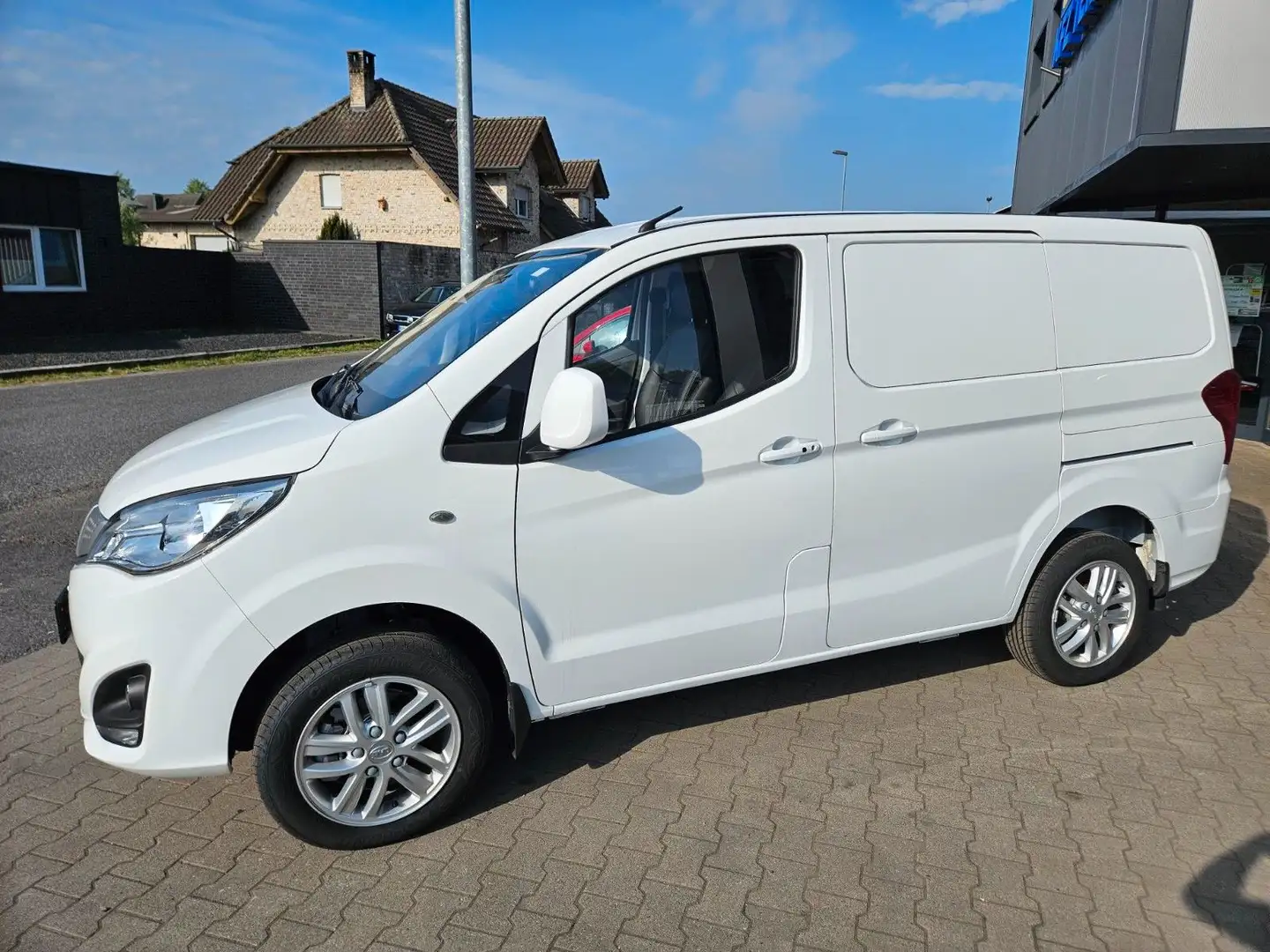BYD ETP 3 ETP3 100 kW Elektro 44.9Wh Alb - 2