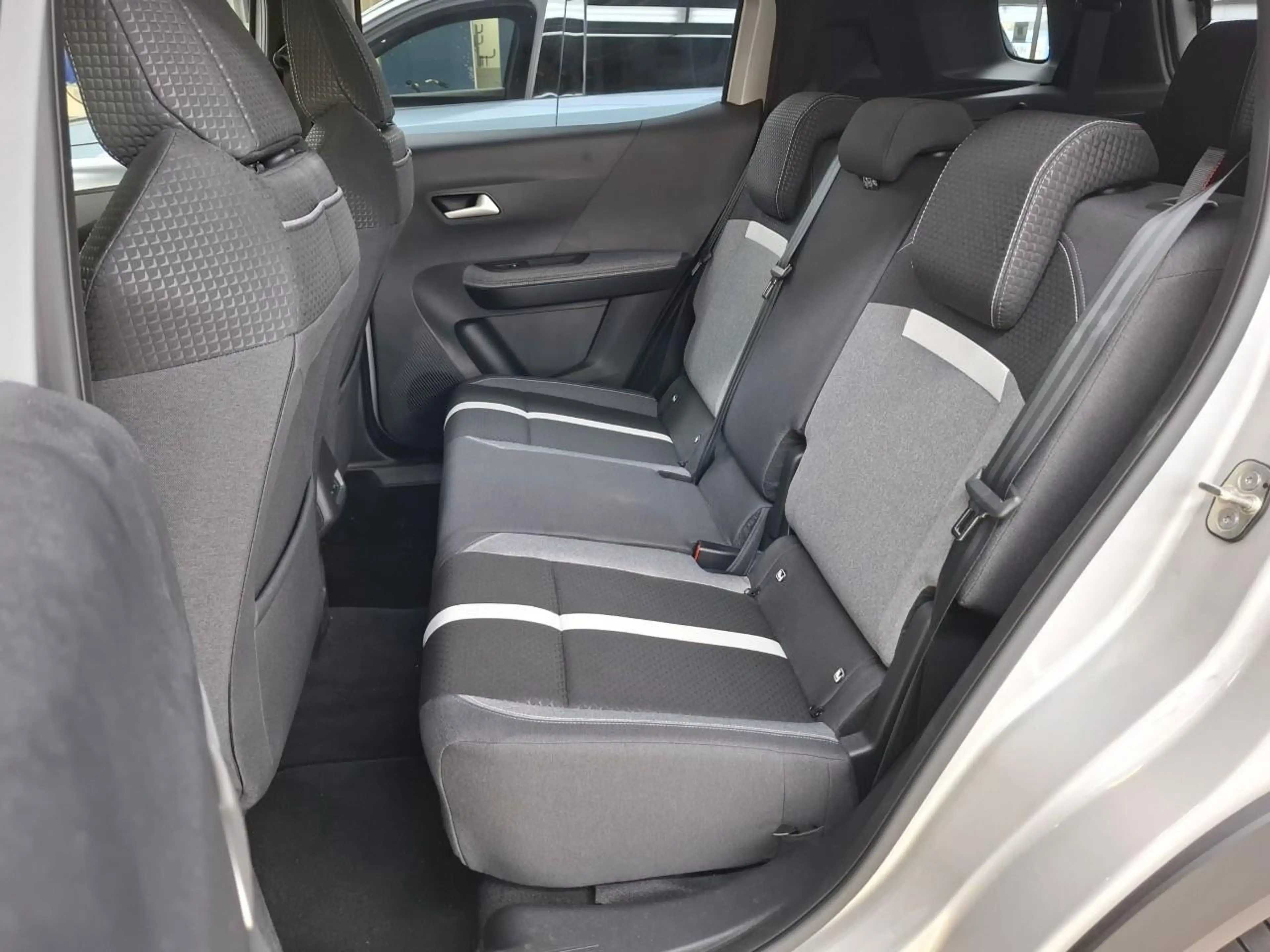 Opel Frontera 1.2 Turbo Hybrid GS 7p. Winter pakket — photo 6