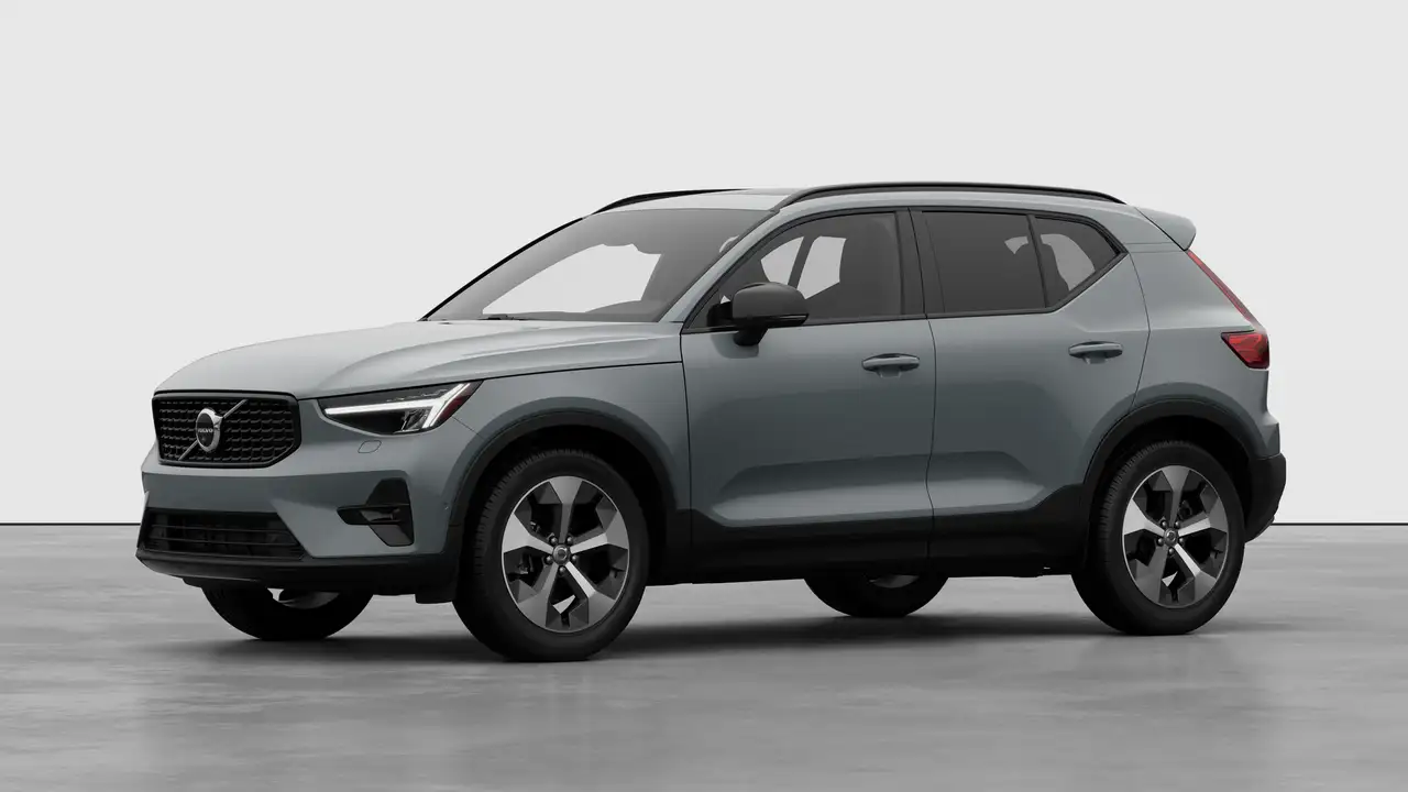 2026 Volvo XC40
