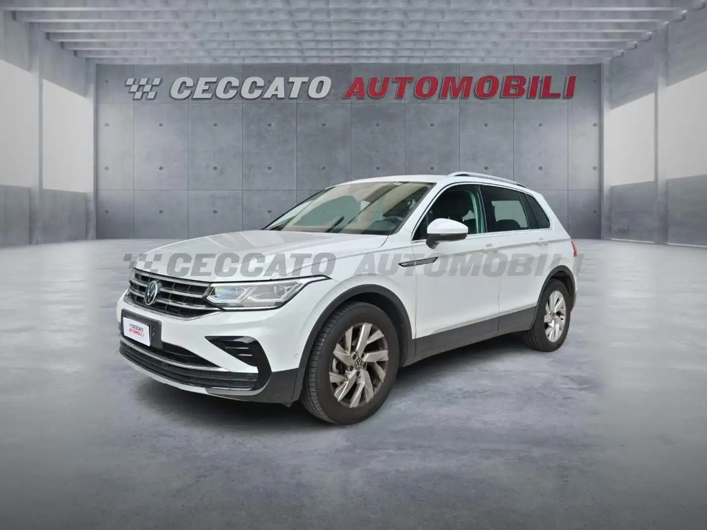 Volkswagen Tiguan Tiguan 1.5 tsi Elegance 150cv dsg Weiß - 1