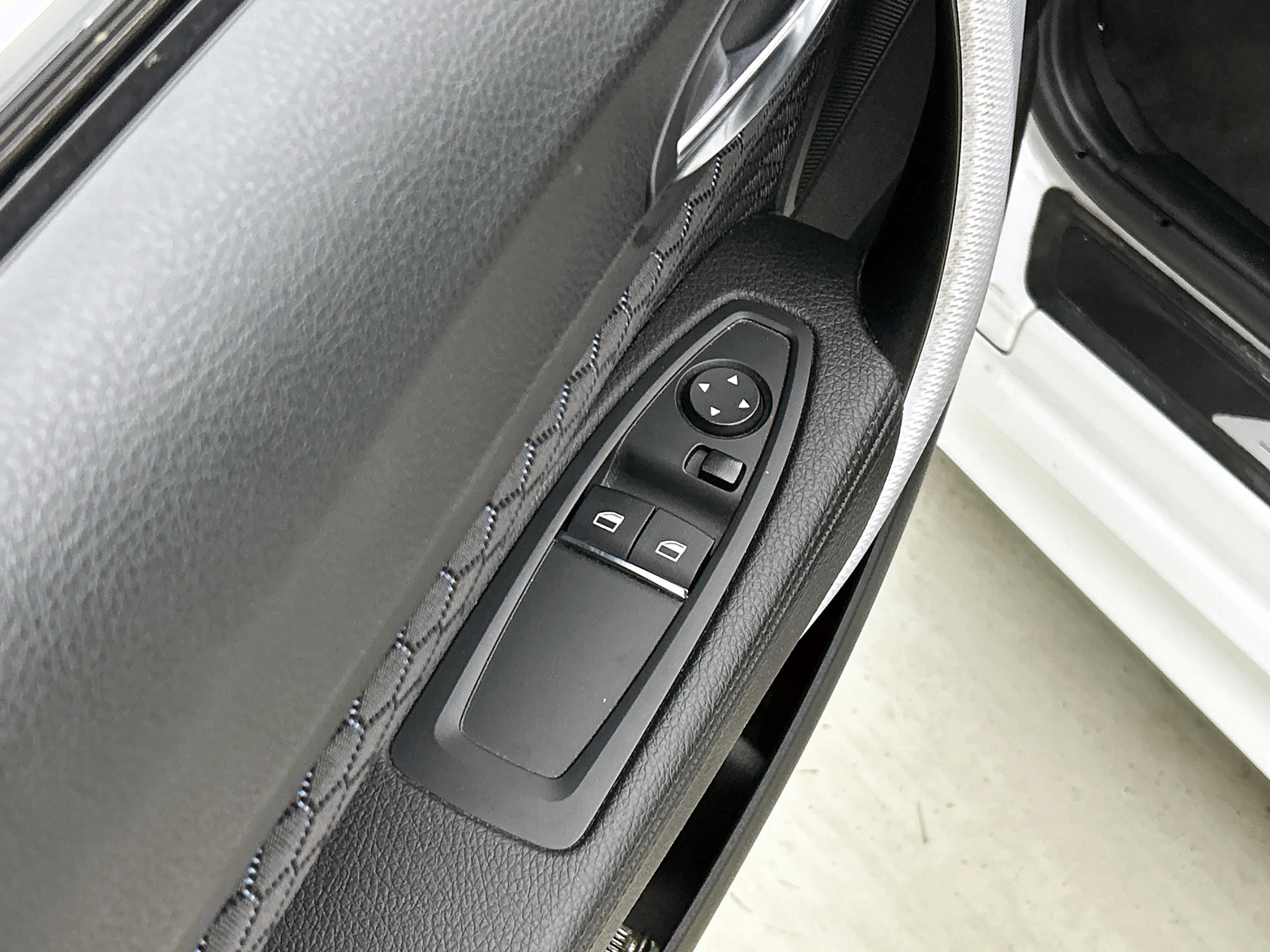 BMW 140 1-serie M140i xDrive | Stoelverwarming | Cruise Co — photo 30