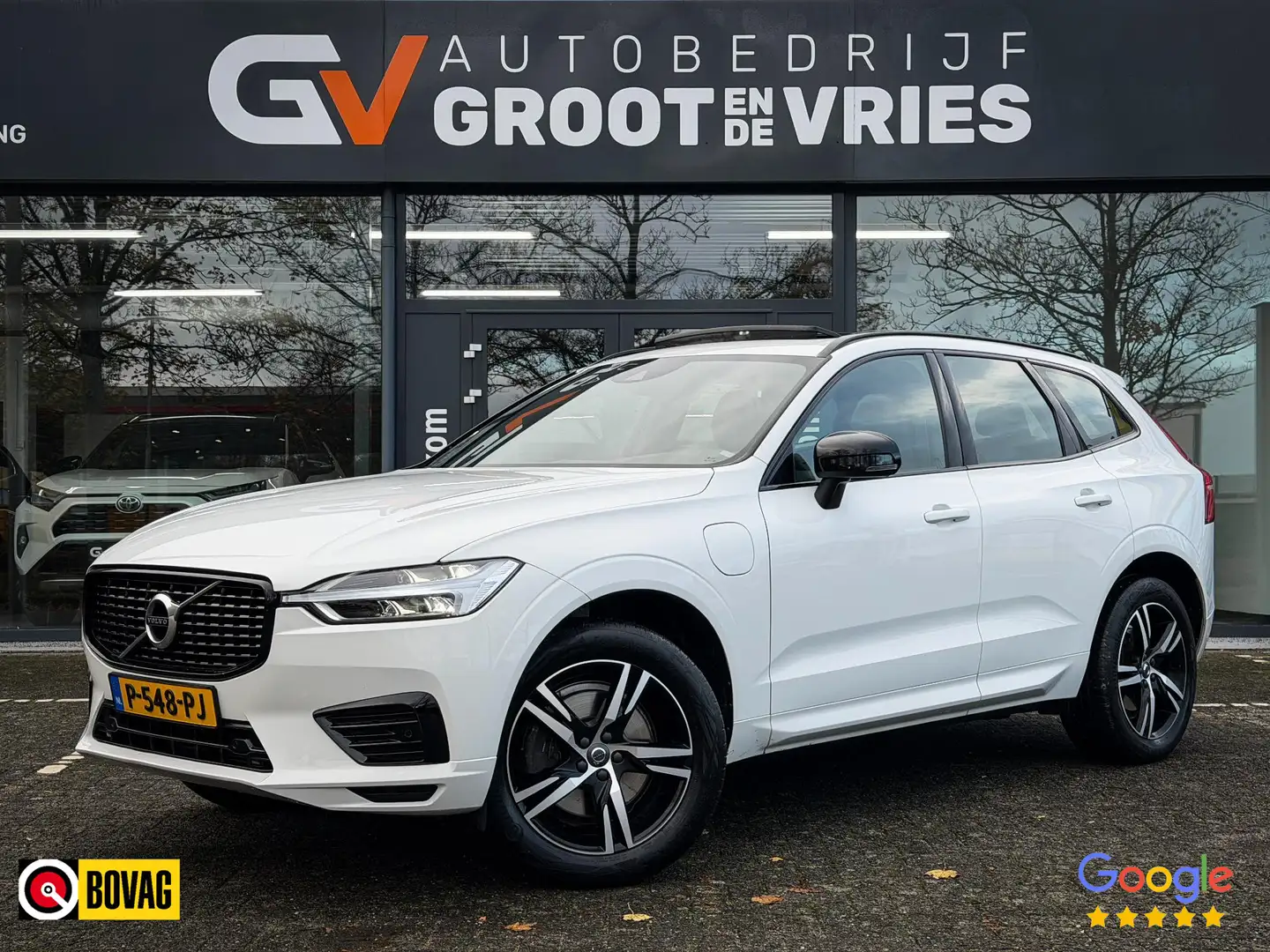 Volvo XC60 2.0 T8 Twin Engine AWD R-Design Panorama|Trekhaak Wit - 1