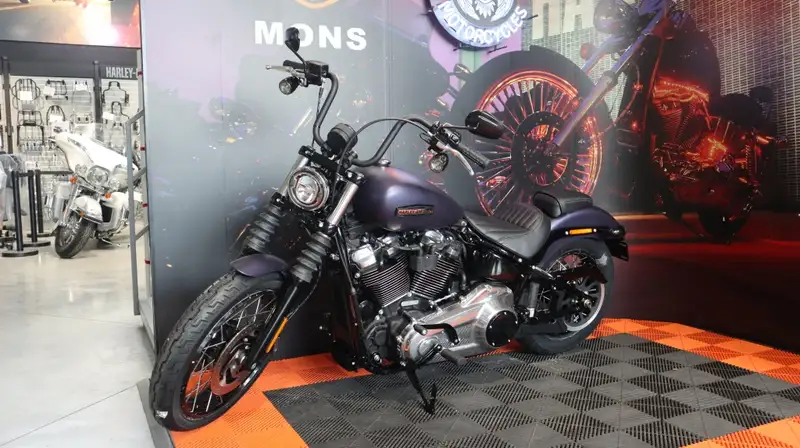 Harley-Davidson Street Bob - foto 3