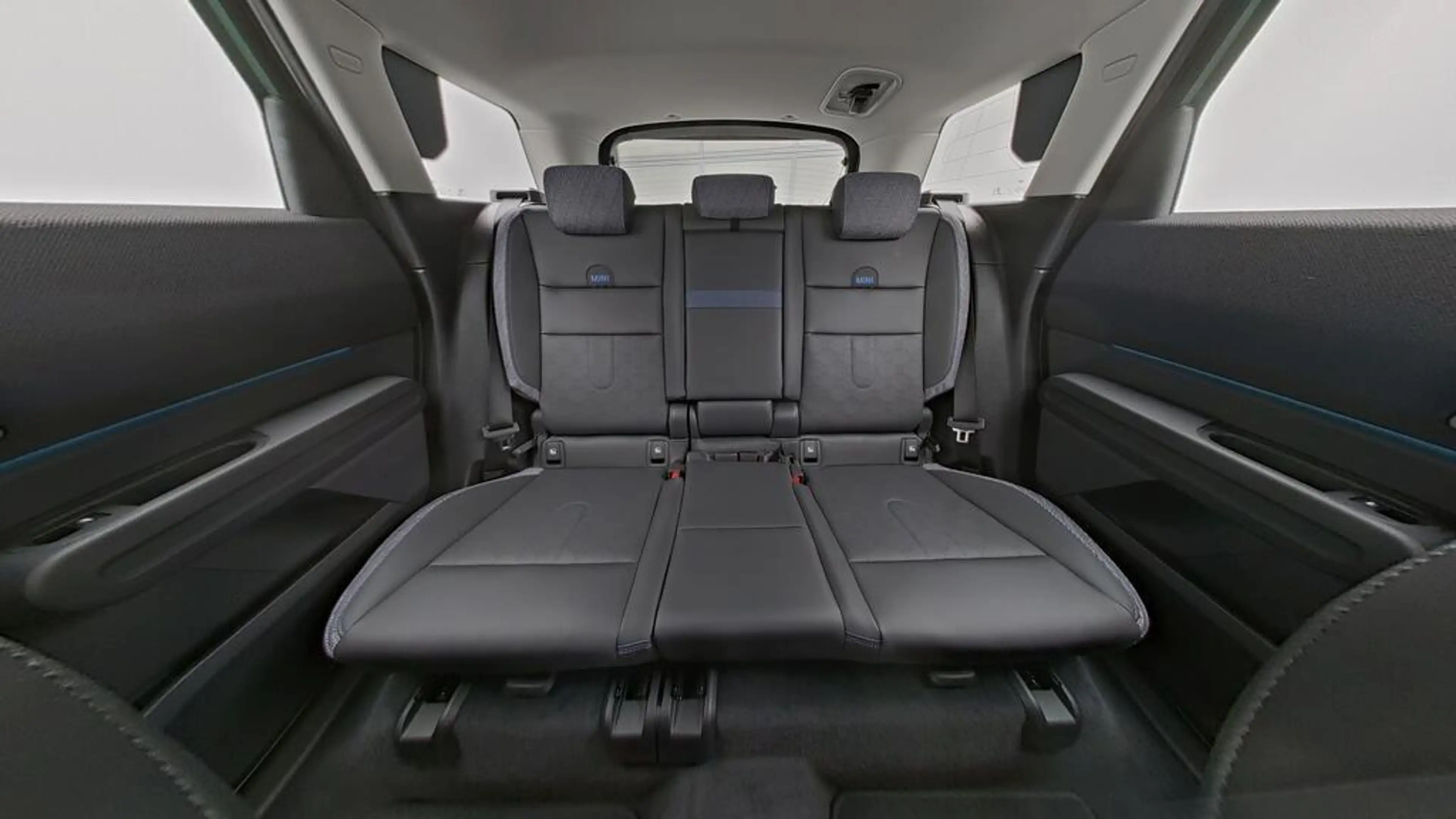 MINI Countryman C Classic Trim — photo 25