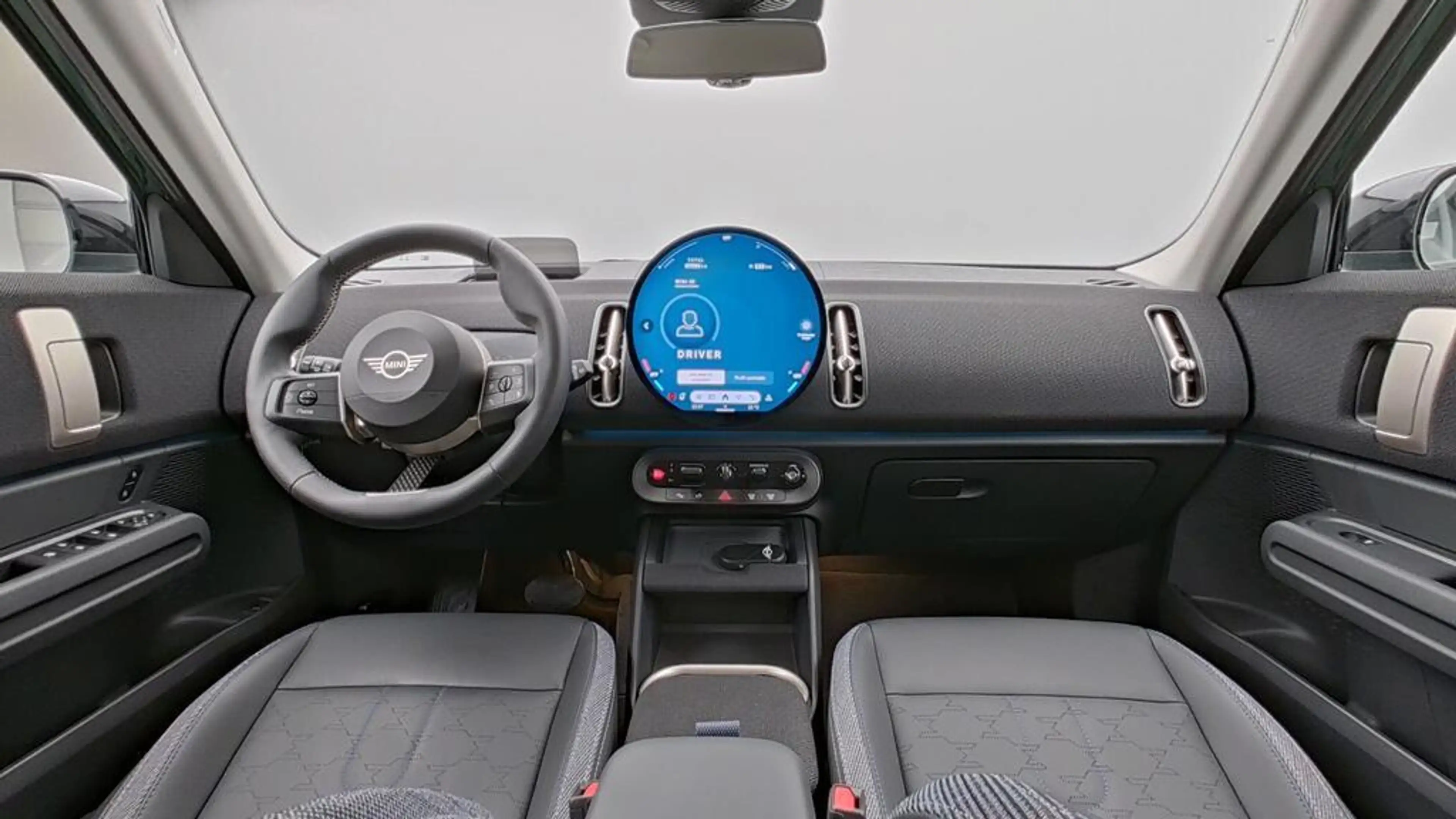 MINI Countryman C Classic Trim — photo 13