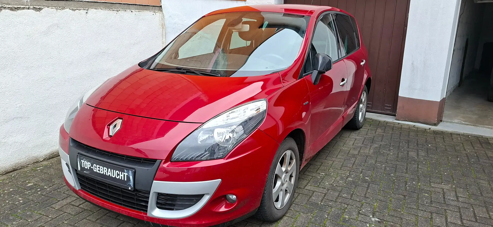 Renault Scenic BOSE Edition 1 Hand HU 2027 Rood - 1