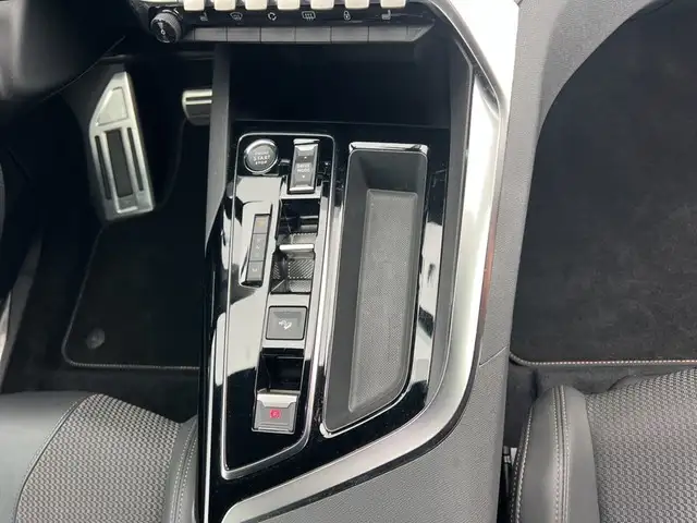 Peugeot 3008 view 11