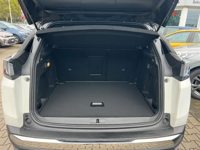 Peugeot 3008 view 14