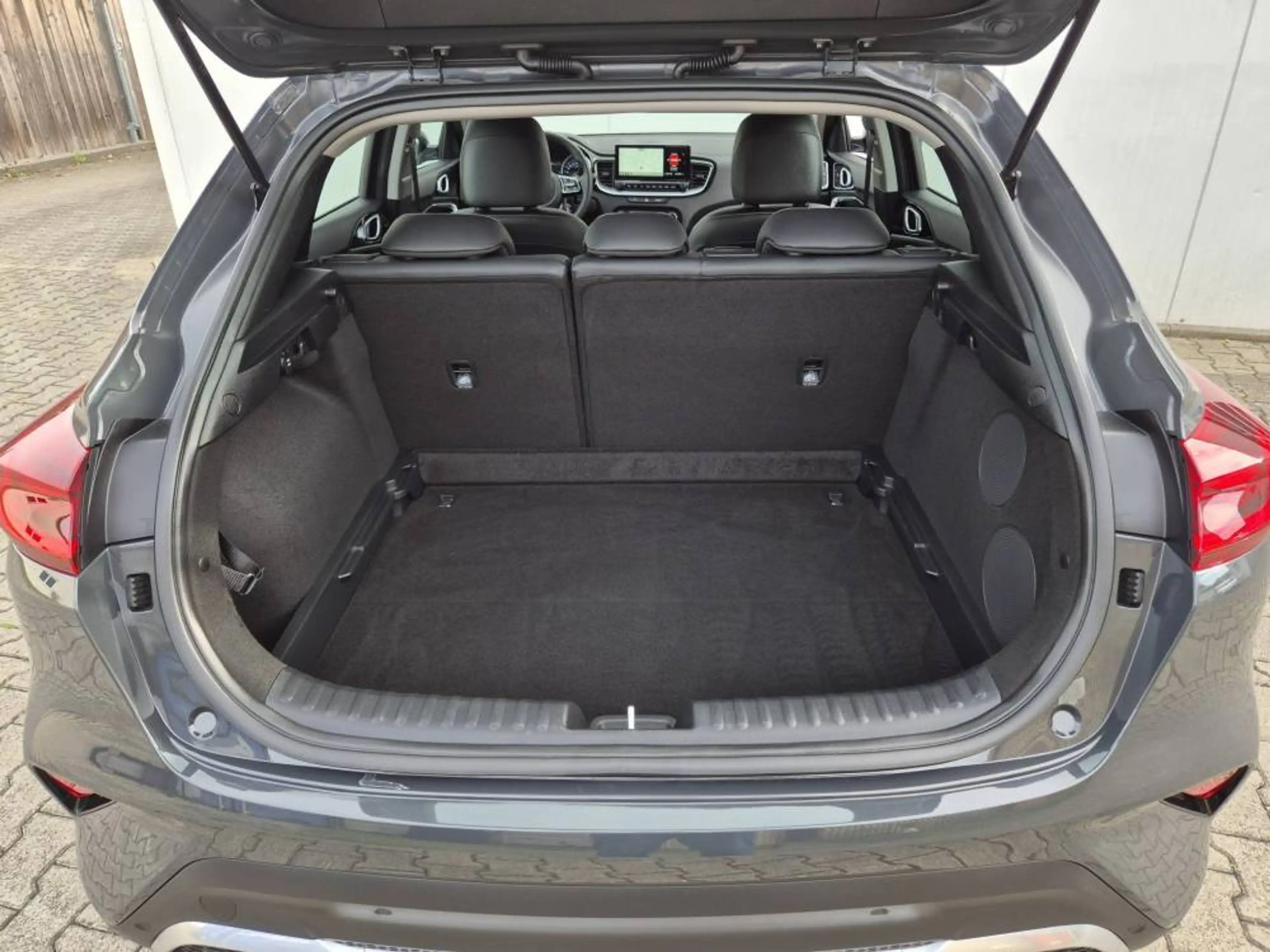 Kia XCeed 1.5 T-GDI (140 PS) ISG DCT7 Spirit — photo 15
