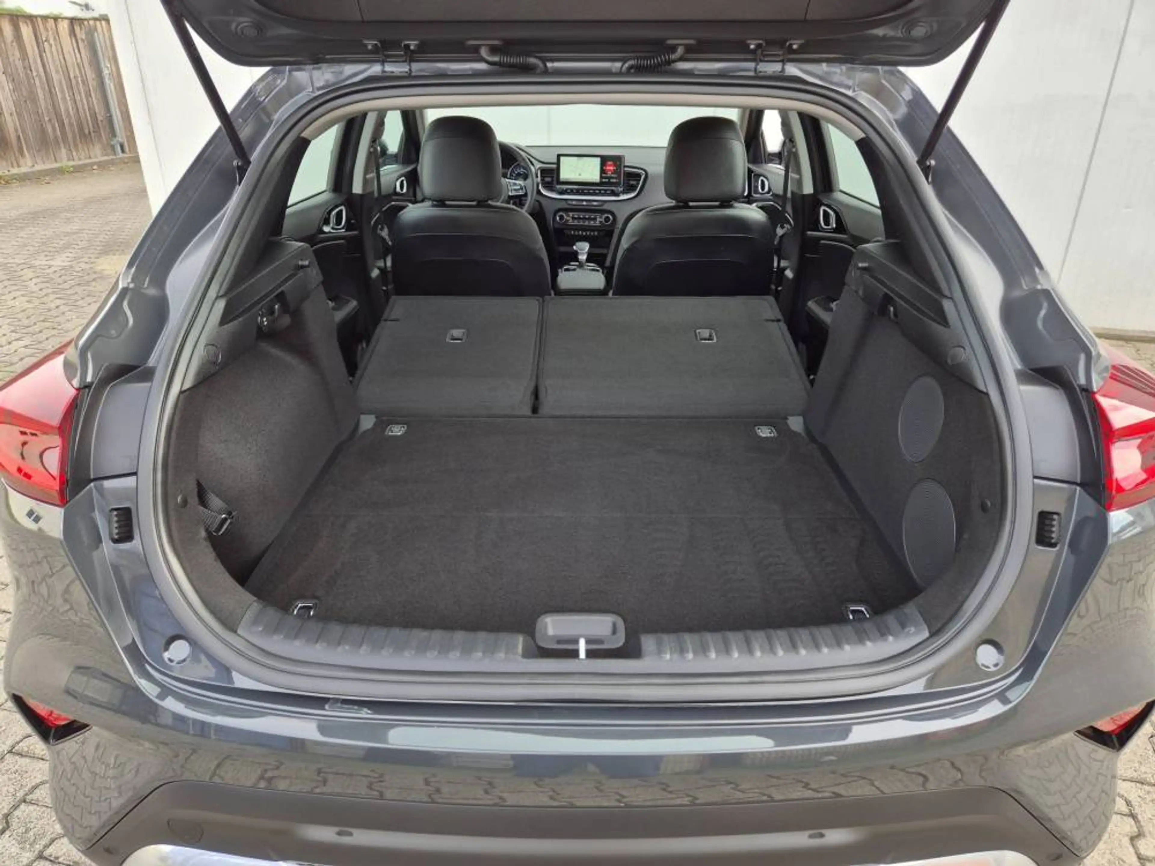 Kia XCeed 1.5 T-GDI (140 PS) ISG DCT7 Spirit — photo 14