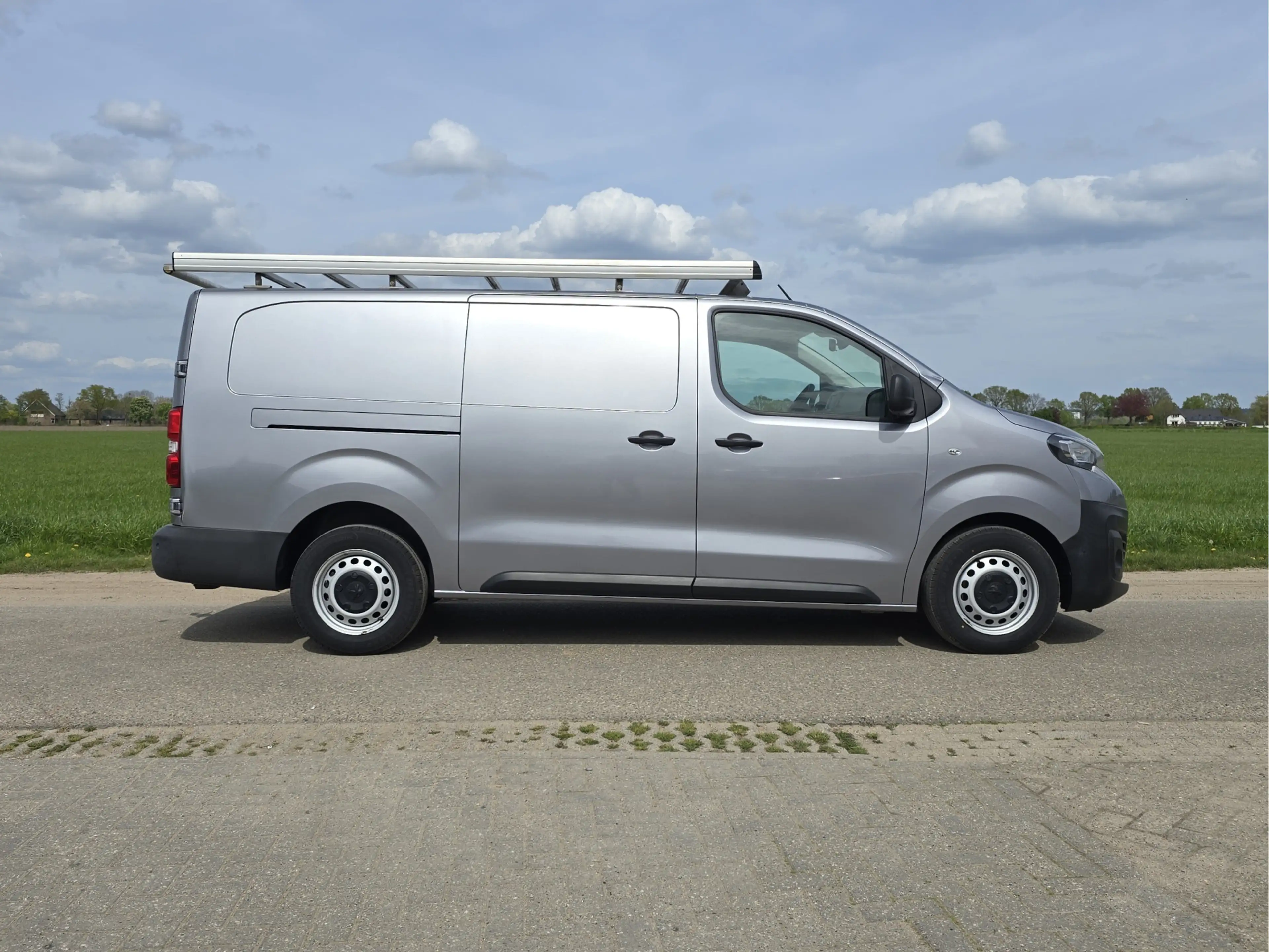 Peugeot Expert 2.0 BlueHDI 120 L3 H1 - 120 Pk - Euro 6 - AUTOMAAT — photo 8
