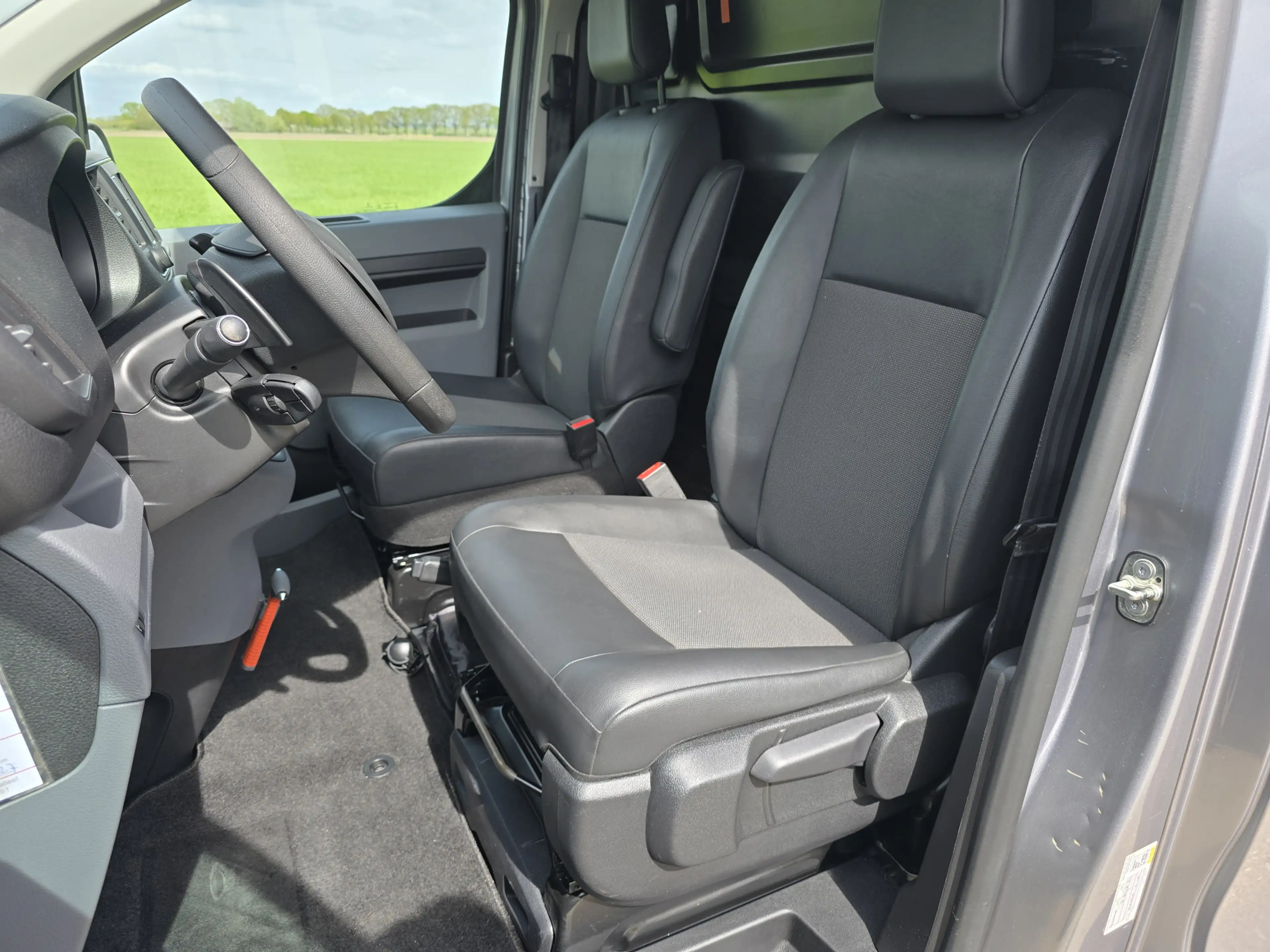 Peugeot Expert 2.0 BlueHDI 120 L3 H1 - 120 Pk - Euro 6 - AUTOMAAT — photo 20