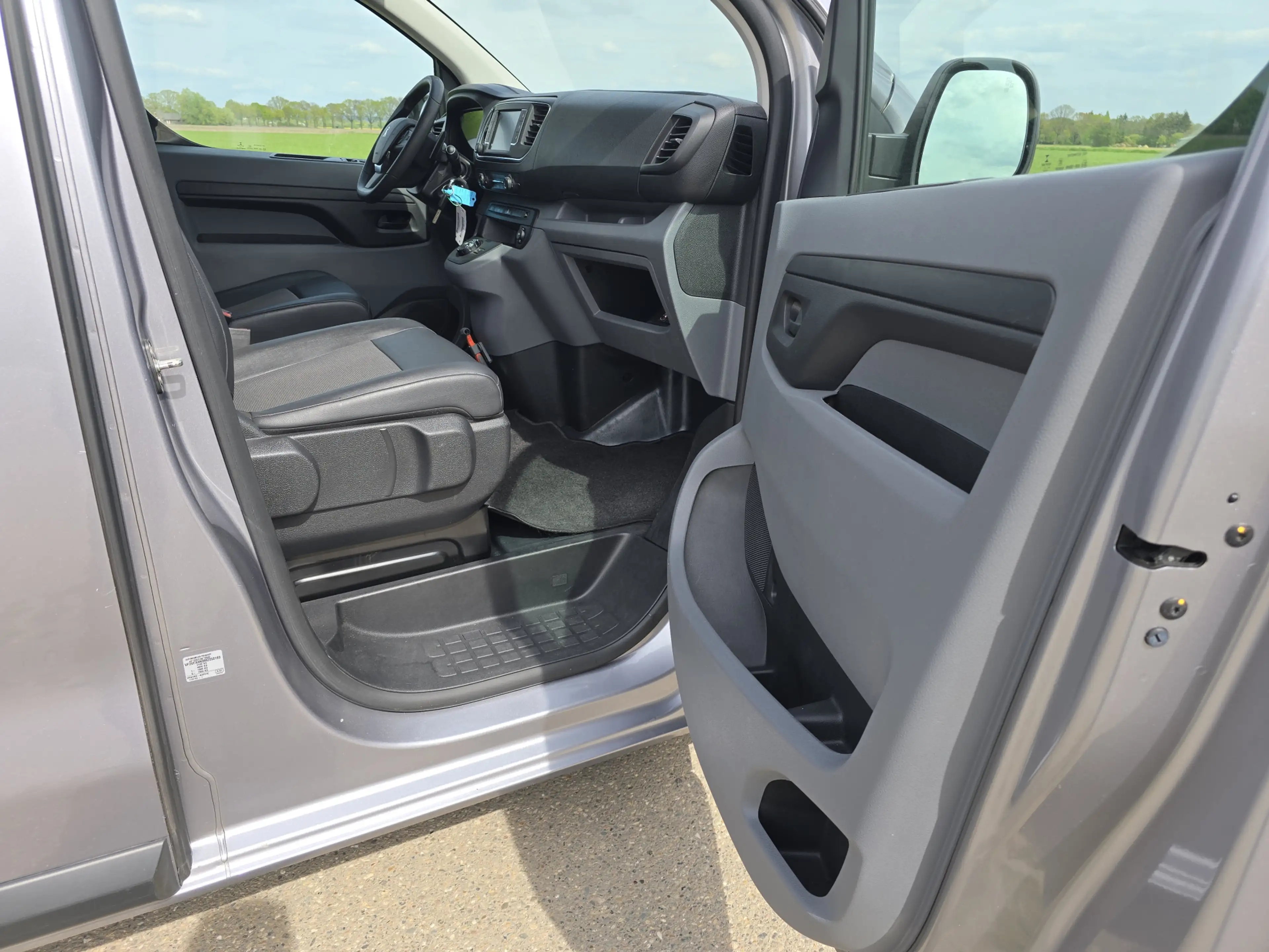 Peugeot Expert 2.0 BlueHDI 120 L3 H1 - 120 Pk - Euro 6 - AUTOMAAT — photo 12