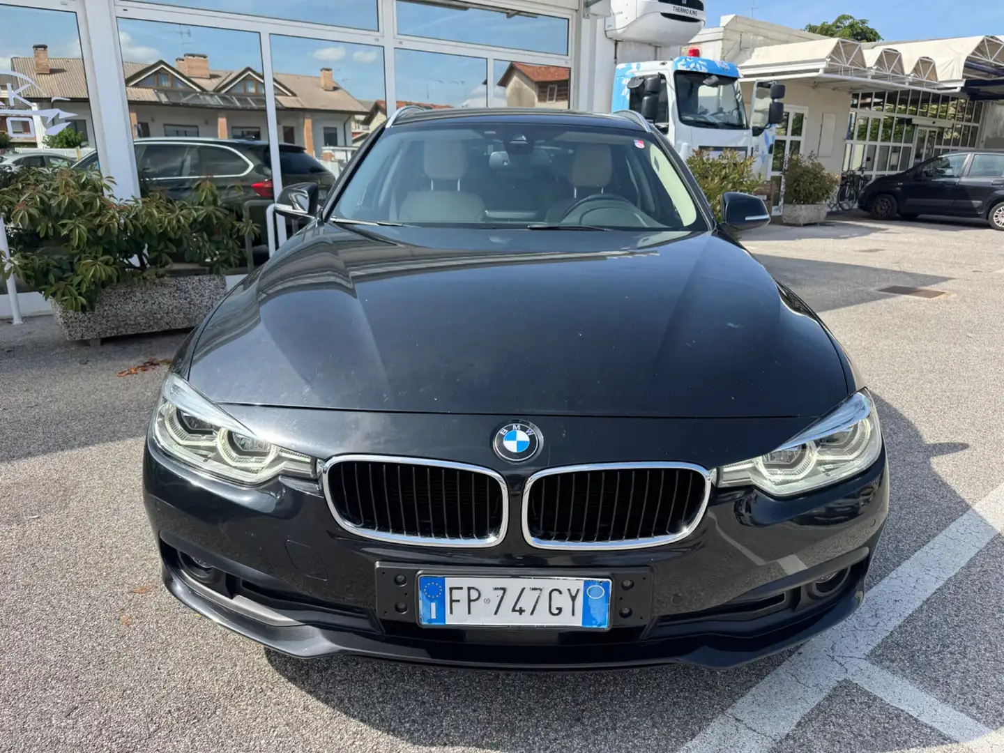 BMW 320 d xDrive Touring Nero - 2