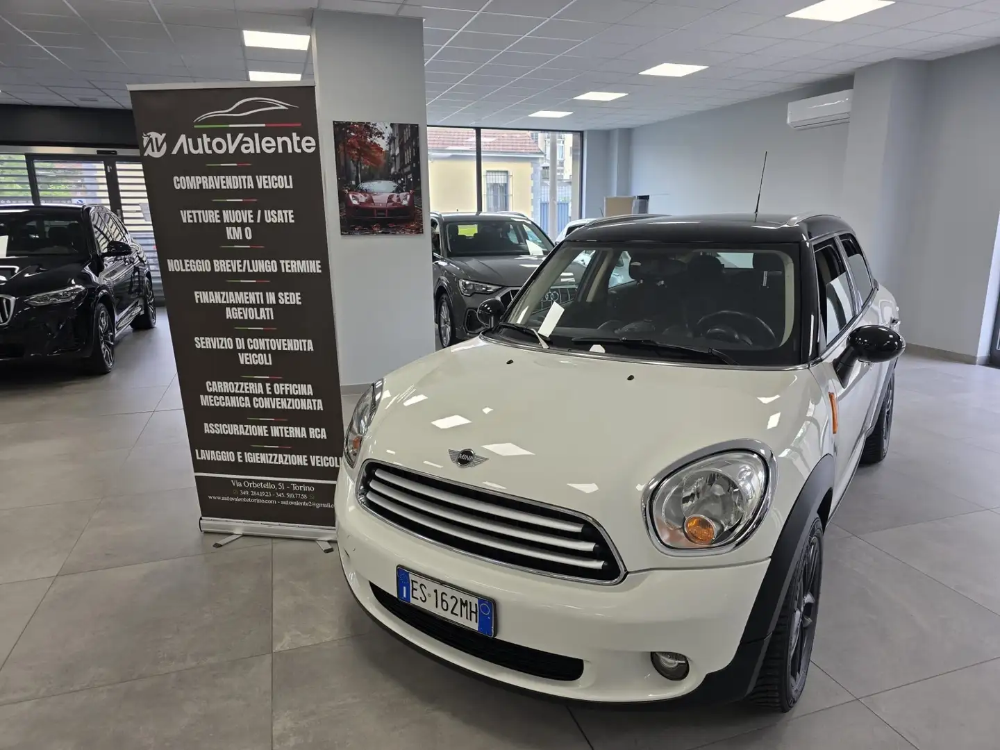 MINI Cooper Countryman Mini 2.0 Cooper D Countryman Automatica bijela - 1