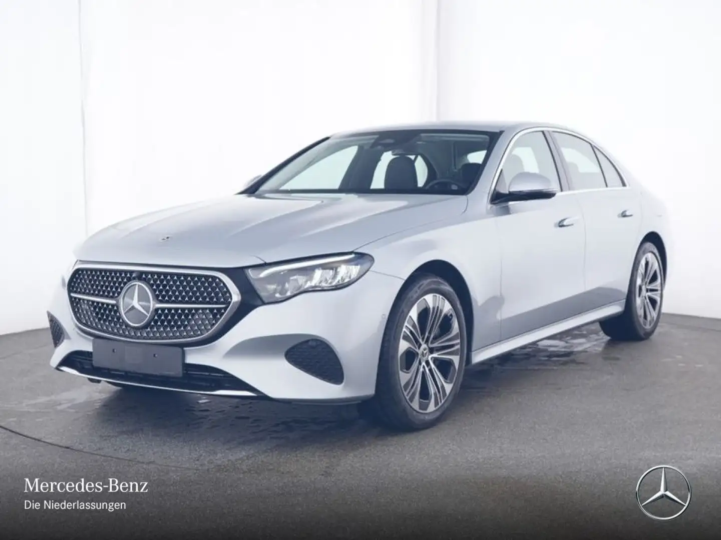 Mercedes-Benz E 300 de Hybrid Avantgarde Distr. LED Kamera PTS Silber - 2