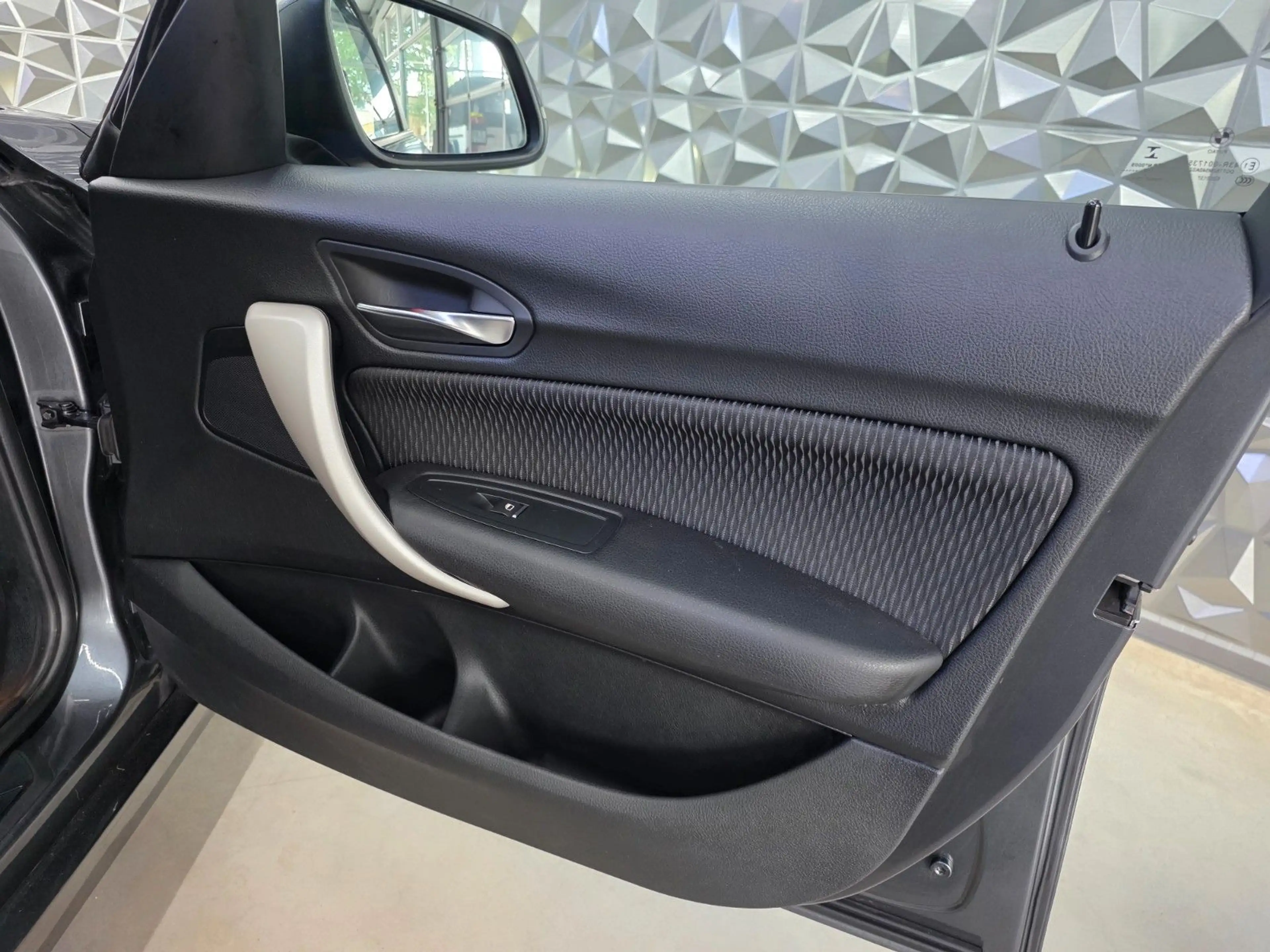 BMW 118 1 Limousine 5-trg. 118 d Advantage — photo 15