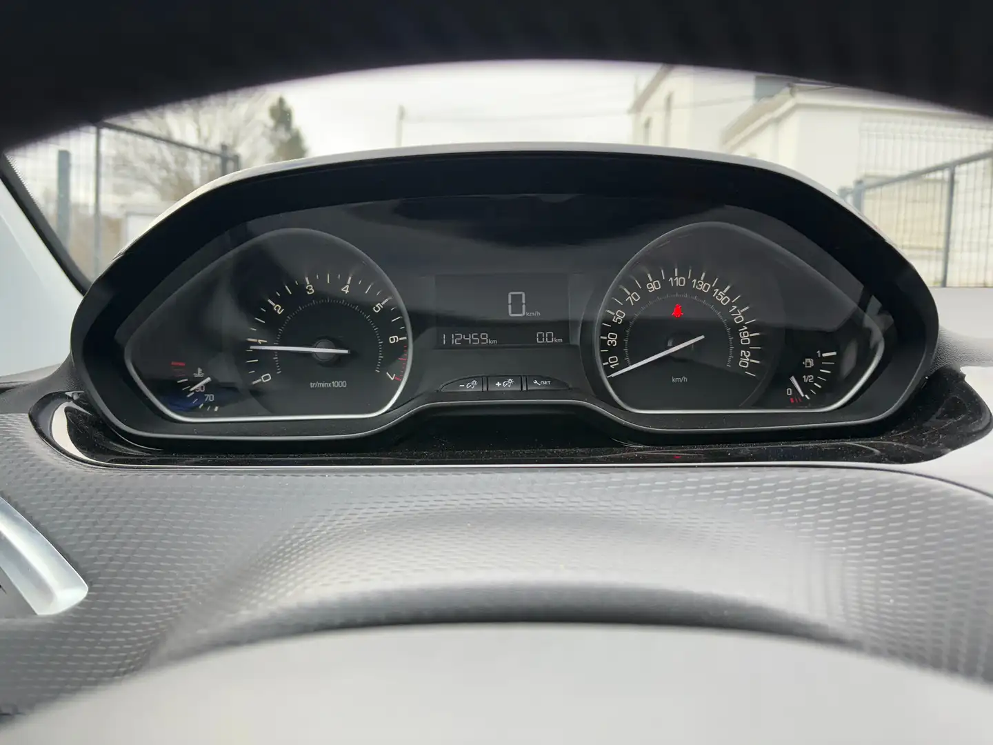 Peugeot 2008 1.2i Style - EU6 - GARANTIE 1AN - Noir - 2