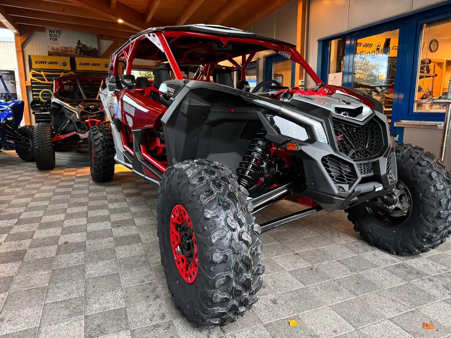 Can Am Maverick XRS Turbo RR SSX MAX LOF OFFEN 2024iger Rouge - 1