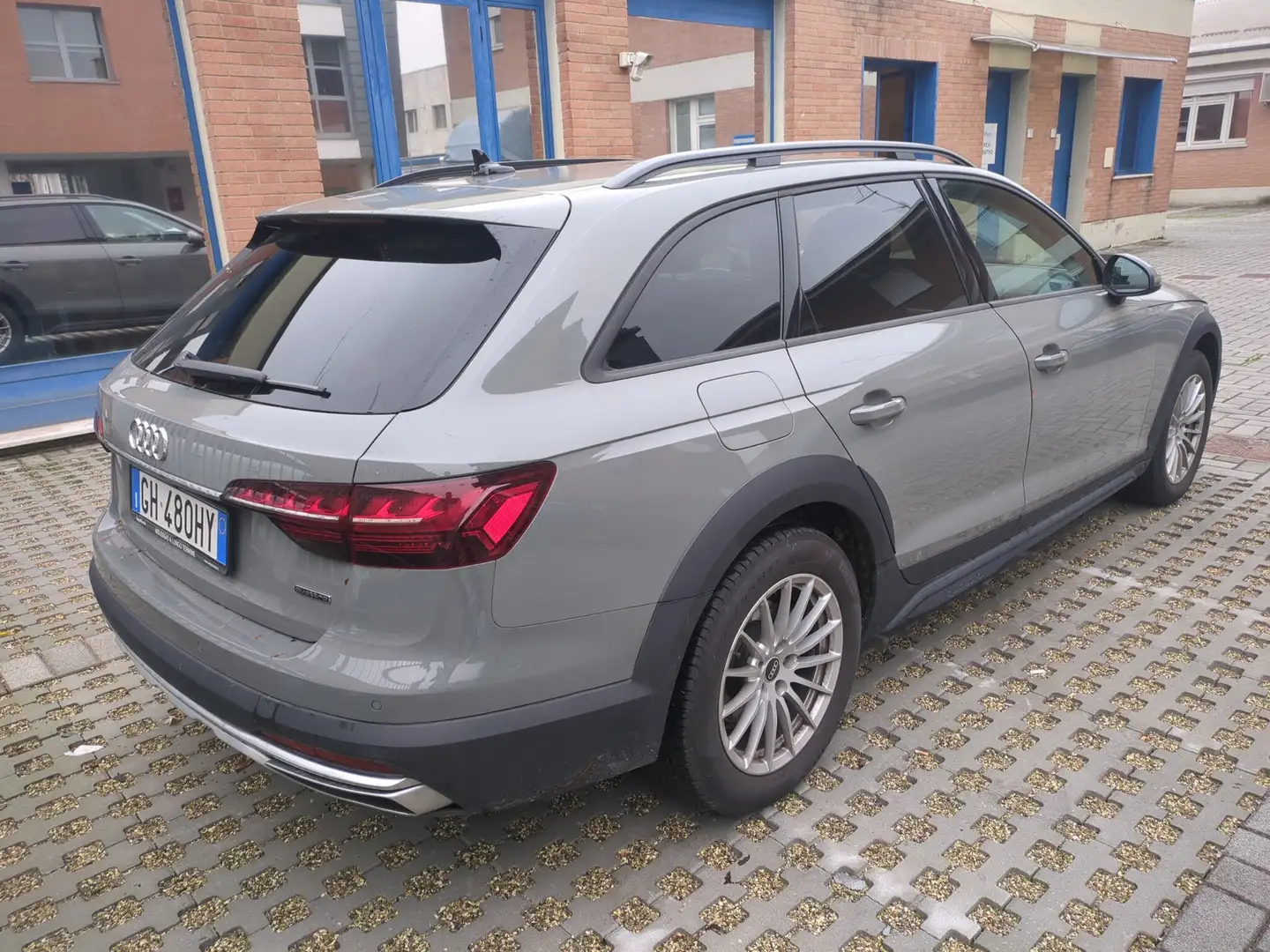 Audi A4 allroad A4 Allroad Quattro 40 2.0 tdi Business Evo 204cv Grau - 2
