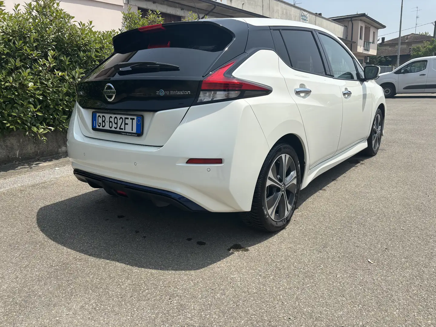 Nissan Leaf N-Connecta Two Tone 40kWh 150cv - 2