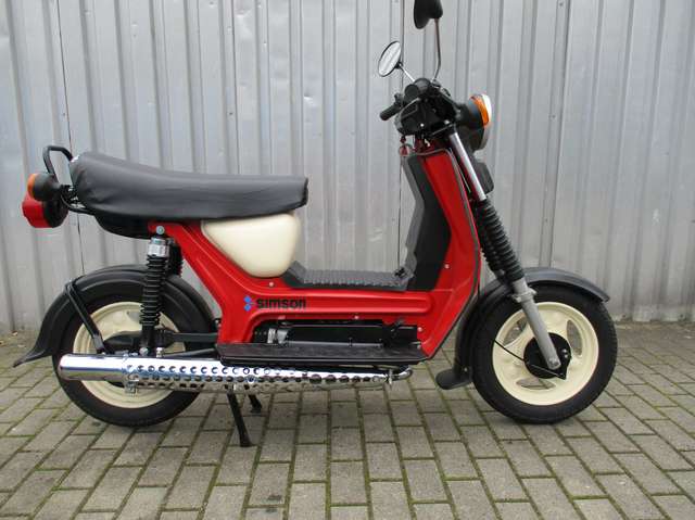 Achetez des motos Simson SR 50 de Allemagne, voitures d'occasion avec  kilométrage sur mobile.de, autoscout24 en français