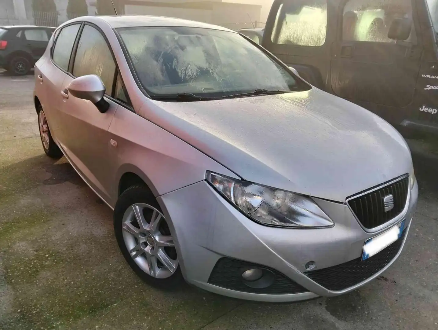 SEAT Ibiza 5 porte Grigio - 2