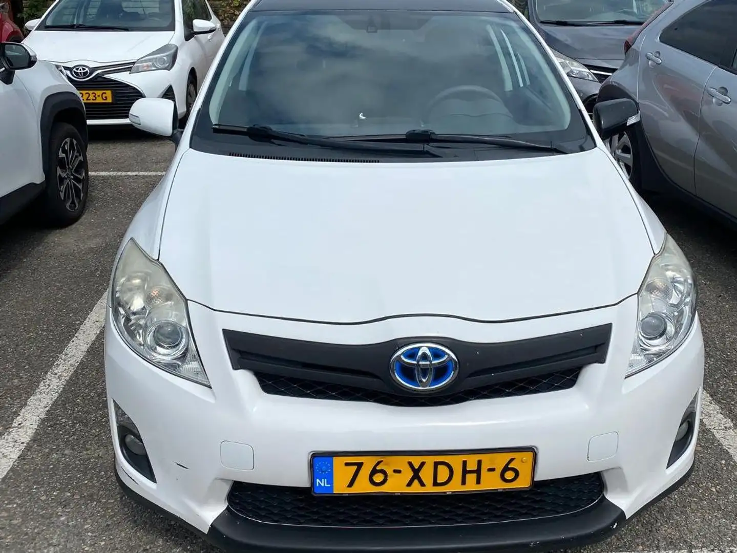 Toyota Auris Auris 1.8 Full Hybrid Dyn. - 2