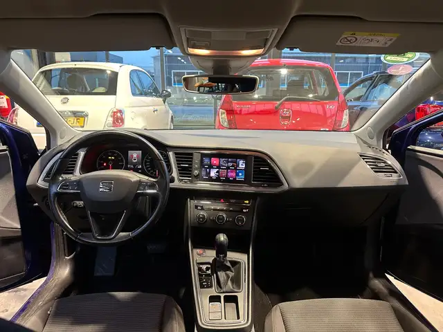 Seat Leon view 9