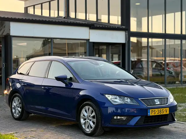 Seat Leon view 3