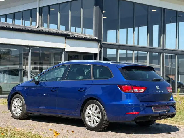 Seat Leon view 8